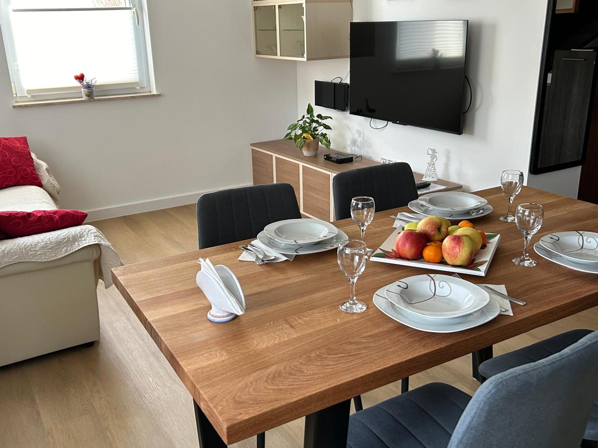 D.I.M. Holiday House Selište Drežničko Eksteriør bilde