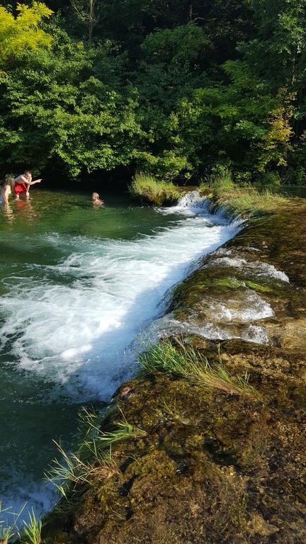 D.I.M. Holiday House Selište Drežničko Eksteriør bilde