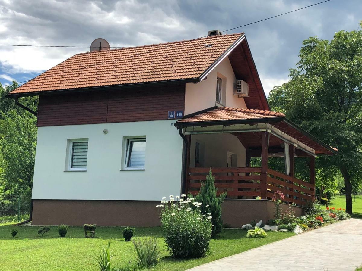 D.I.M. Holiday House Selište Drežničko Eksteriør bilde